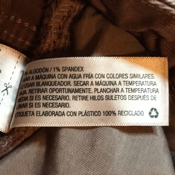 NWT Universal Threads Vintage Midi Stretch frayed hem shorts fitted hip … - Picture 9 of 9